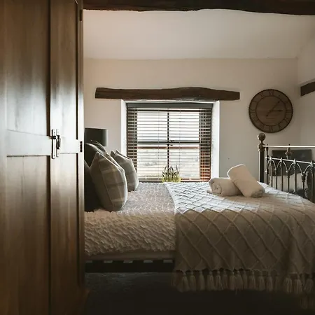 Oda ve Kahvaltı Highside Farm 4*